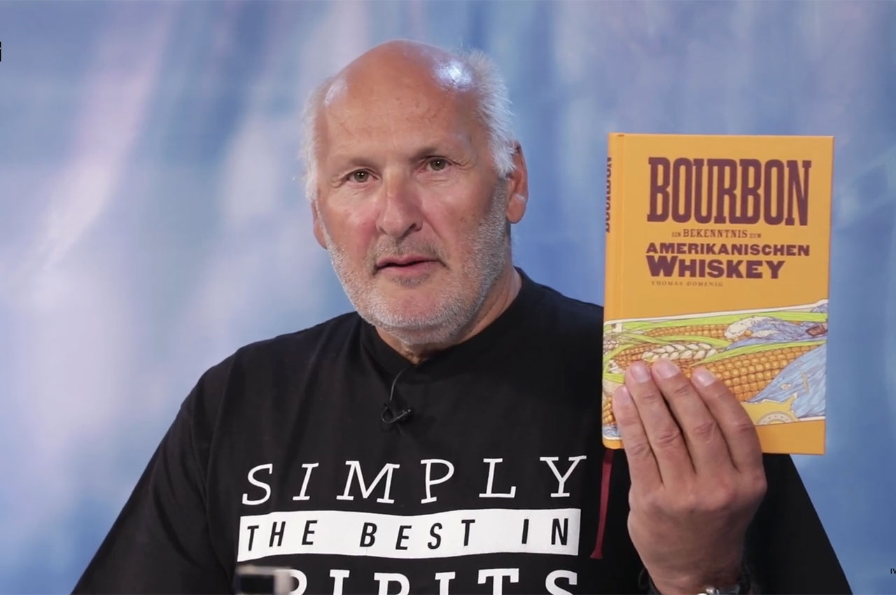 Exploring American Whiskey & Bourbon: History, Production & Unique Flavors